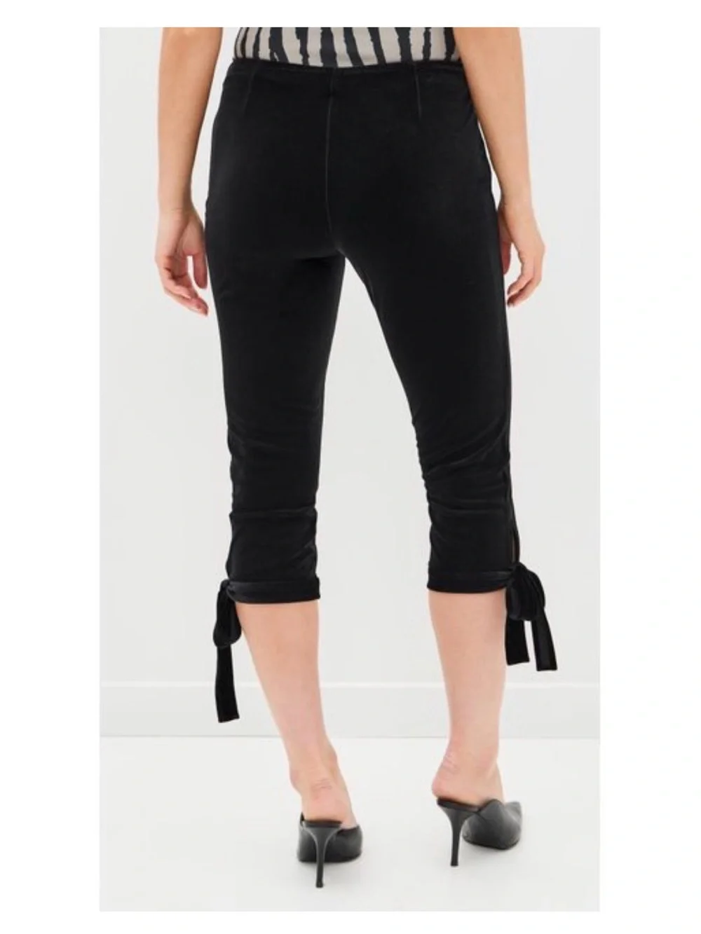 NWT Miaou Emma Capris in Velvet Black - XS